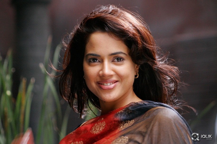 Sameera-Reddy